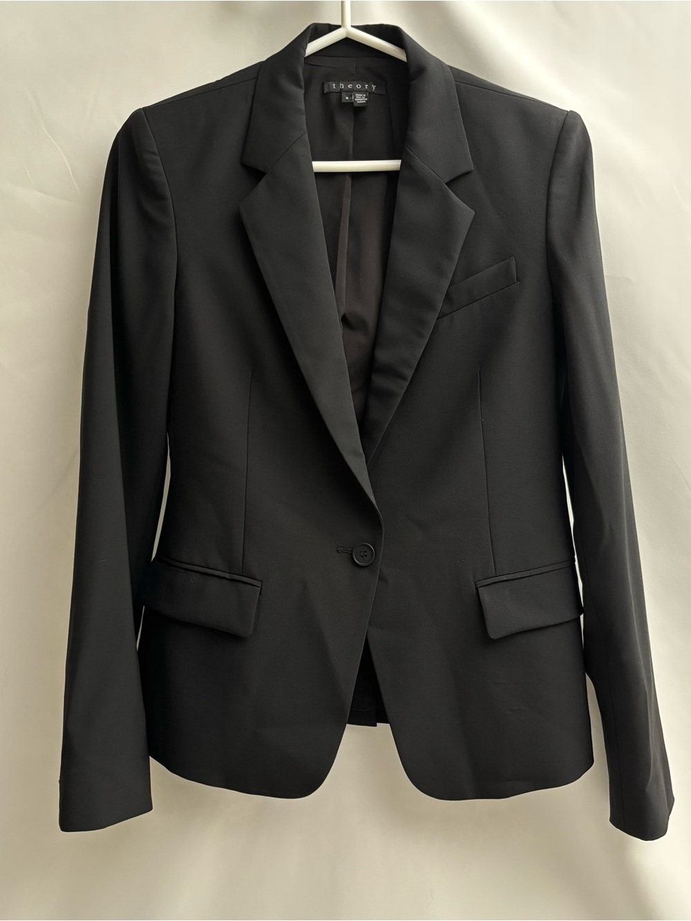 Theory Blazer - Black Size 8 Wool Blend Single Breasted Classic Fit
